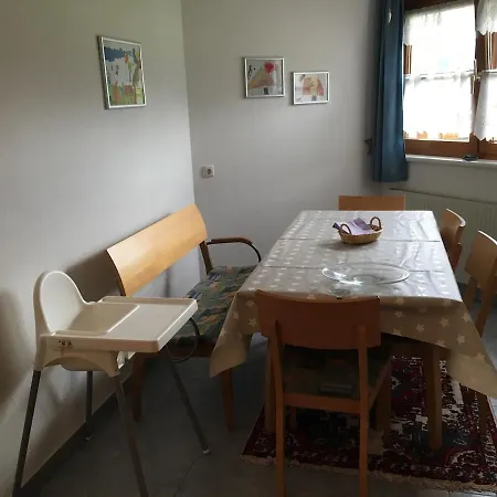 Grosszügige Am Waldrand Apartment Walchsee