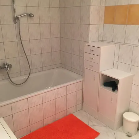 Apartment Grosszügige Am Waldrand Walchsee