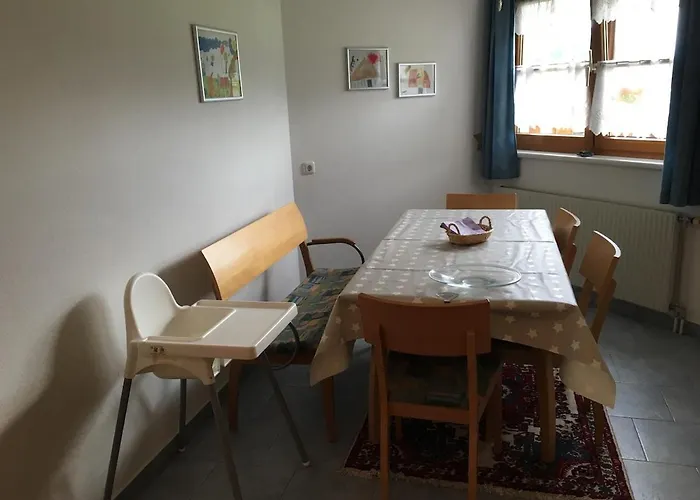 Grosszuegige Am Waldrand Daire Walchsee